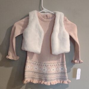 Adrienne Vittadini Bambini 2 Piece Pink Sweater Dress/White Fur Vest Girls 24M‎